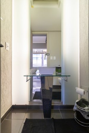 Cobertura com 182m², 2 dormitórios no bairro Auxiliadora em Porto Alegre para Alugar