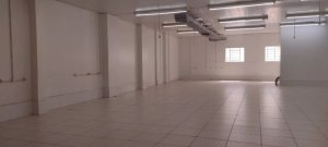 Prédio Comercial com 648m² no bairro Floresta em Porto Alegre para Alugar