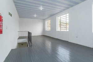 Prédio Comercial com 648m² no bairro Floresta em Porto Alegre para Alugar