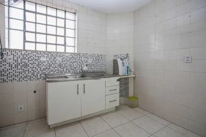 Depósito com 712m² no bairro São Geraldo em Porto Alegre para Alugar