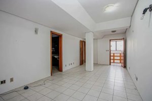 Depósito com 712m² no bairro São Geraldo em Porto Alegre para Alugar