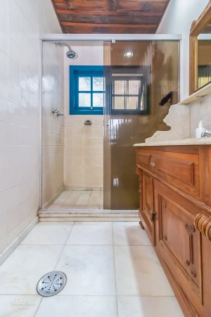 Casa com 424m², 4 dormitórios no bairro Bela Vista em Porto Alegre para Alugar