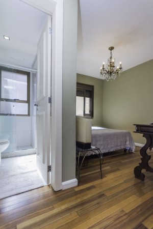 Apartamento com 300m², 3 dormitórios no bairro Auxiliadora em Porto Alegre para Alugar