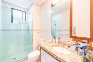 Apartamento com 110m², 3 dormitórios no bairro Petrópolis em Porto Alegre para Alugar