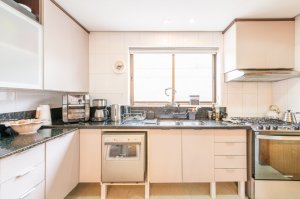 Apartamento com 110m², 3 dormitórios no bairro Petrópolis em Porto Alegre para Alugar