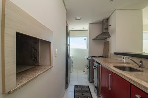 Apartamento com 74m², 2 dormitórios no bairro Três Figueiras em Porto Alegre para Alugar