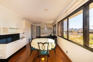 Apartamento com 518m², 4 dormitórios no bairro Auxiliadora em Porto Alegre para Alugar