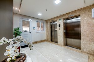 Apartamento com 164m², 3 dormitórios no bairro Passo da Areia em Porto Alegre para Alugar