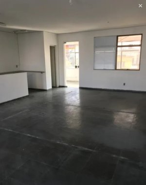 Depósito com 390m² no bairro Navegantes em Porto Alegre para Alugar