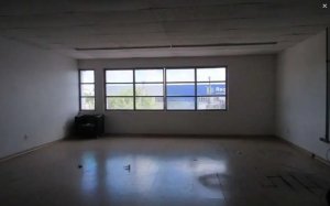 Depósito com 390m² no bairro Navegantes em Porto Alegre para Alugar