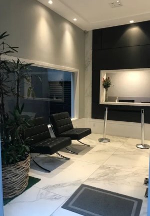 Sala Comercial com 68m² no bairro Moinhos de Vento em Porto Alegre para Alugar