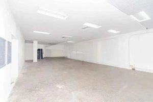 Loja com 587m² no bairro Centro Histórico em Porto Alegre para Alugar