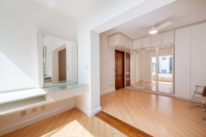 Cobertura com 251m², 3 dormitórios no bairro São João em Porto Alegre para Alugar