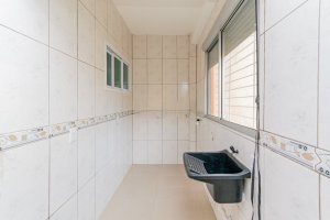 Casa com 360m², 7 dormitórios no bairro Anchieta em Porto Alegre para Alugar