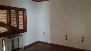 Casa com 150m², 1 dormitório no bairro Lomba do Pinheiro em Porto Alegre para Alugar