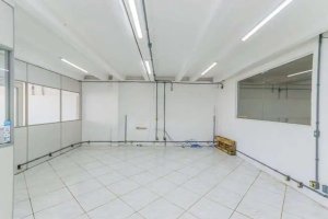 Depósito com 287m² no bairro Navegantes em Porto Alegre para Alugar