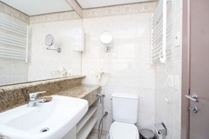 Apartamento com 57m², 1 dormitório no bairro Independência em Porto Alegre para Alugar