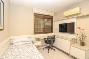 Apartamento com 79m², 2 dormitórios no bairro Petrópolis em Porto Alegre para Alugar