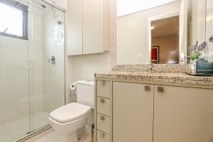 Apartamento com 79m², 2 dormitórios no bairro Petrópolis em Porto Alegre para Alugar