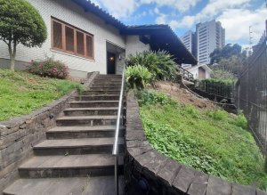 Casa comercial com 400m² no bairro Boa Vista em Porto Alegre para Alugar