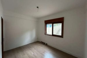 Apartamento com 75m², 1 dormitório no bairro Medianeira em Porto Alegre para Alugar