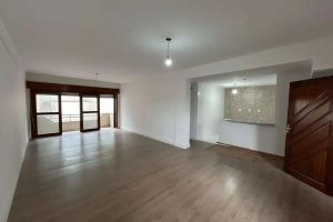 Apartamento com 75m², 1 dormitório no bairro Medianeira em Porto Alegre para Alugar