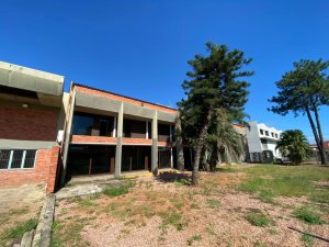 Depósito com 3.600m² no bairro Humaitá em Porto Alegre para Alugar