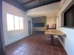 Depósito com 3.600m² no bairro Humaitá em Porto Alegre para Alugar