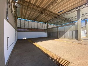 Depósito com 3.600m² no bairro Humaitá em Porto Alegre para Alugar