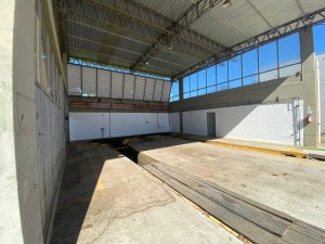 Depósito com 3.600m² no bairro Humaitá em Porto Alegre para Alugar