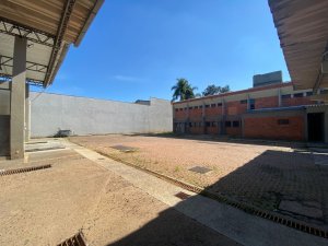 Depósito com 3.600m² no bairro Humaitá em Porto Alegre para Alugar