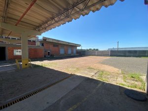 Depósito com 3.600m² no bairro Humaitá em Porto Alegre para Alugar