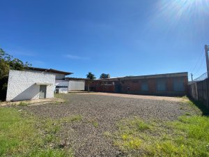 Depósito com 3.600m² no bairro Humaitá em Porto Alegre para Alugar