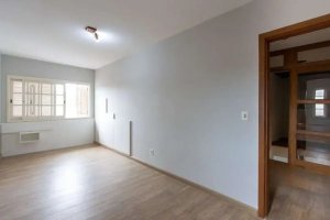 Casa com 250m², 4 dormitórios no bairro Serraria em Porto Alegre para Alugar