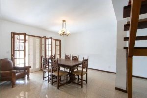 Casa com 250m², 4 dormitórios no bairro Serraria em Porto Alegre para Alugar