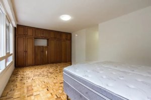 Casa com 270m², 4 dormitórios no bairro Rio Branco em Porto Alegre para Alugar