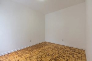 Casa com 270m², 4 dormitórios no bairro Rio Branco em Porto Alegre para Alugar