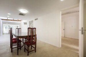 Casa com 270m², 4 dormitórios no bairro Rio Branco em Porto Alegre para Alugar