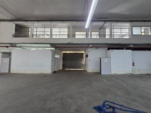 Depósito com 2.000m² no bairro Navegantes em Porto Alegre para Alugar