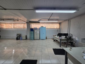 Depósito com 2.000m² no bairro Navegantes em Porto Alegre para Alugar