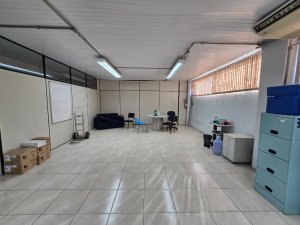 Depósito com 2.000m² no bairro Navegantes em Porto Alegre para Alugar