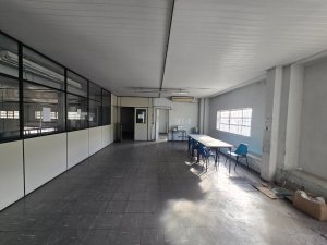 Depósito com 2.000m² no bairro Navegantes em Porto Alegre para Alugar