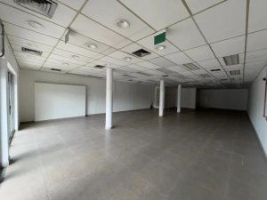 Loja com 280m² no bairro Sarandi em Porto Alegre para Alugar