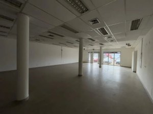Loja com 280m² no bairro Sarandi em Porto Alegre para Alugar