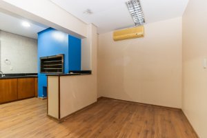 Prédio Comercial com 1.200m² no bairro Navegantes em Porto Alegre para Alugar