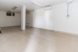 Prédio Comercial com 1.200m² no bairro Navegantes em Porto Alegre para Alugar