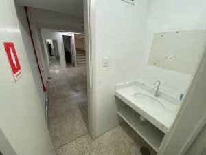 Loja com 90m² no bairro Moinhos de Vento em Porto Alegre para Alugar