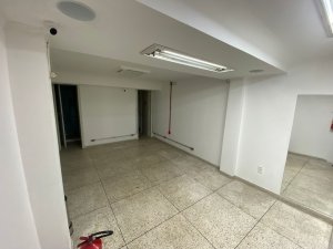 Loja com 90m² no bairro Moinhos de Vento em Porto Alegre para Alugar