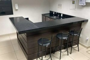 Loja com 1.200m² no bairro Jardim Lindóia em Porto Alegre para Alugar