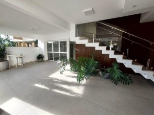 Loja com 90m² no bairro Floresta em Porto Alegre para Alugar